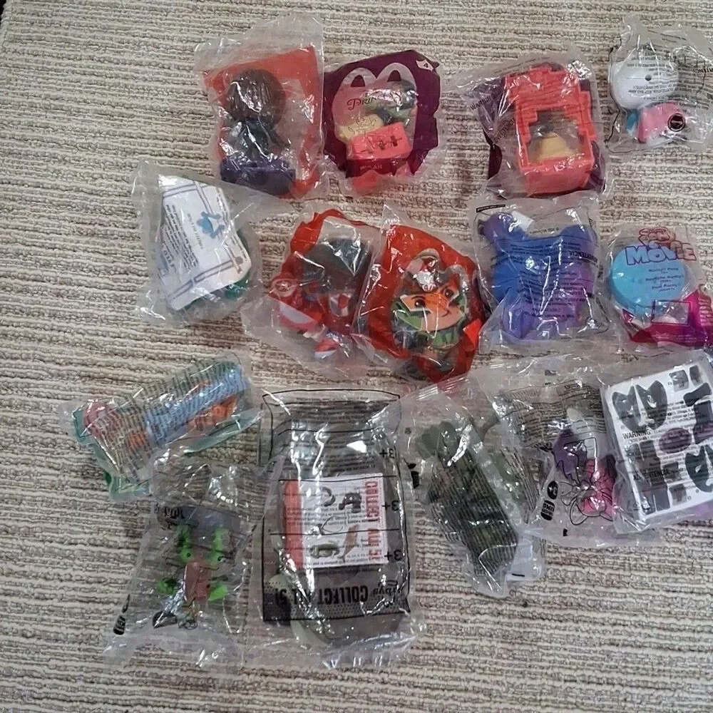 McDonalds Restaurant Toys New In Packages Lot of 19 1990s Multiple Restaurant